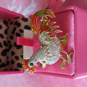 NWT Betsey Johnson VINTAGE FARMHOUSE ROOSTER STRETCH RING